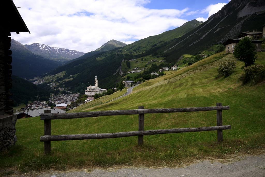 Baita Muffe' Appartement Pradelle Buitenkant foto